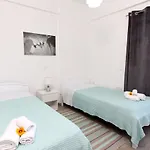 Alexia's Levanta Apartamento